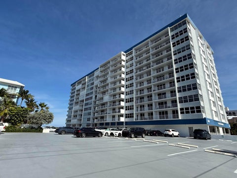 Tiny photo for 800 SE 20th Avenue #105, Deerfield Beach, FL 33441 (MLS # B26024476)