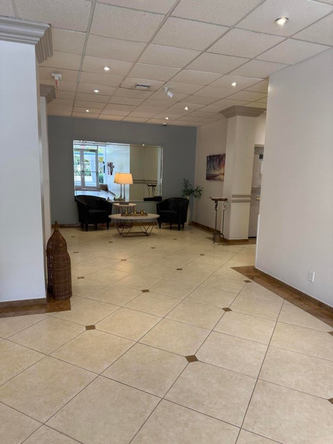 Tiny photo for 800 SE 20th Avenue #105, Deerfield Beach, FL 33441 (MLS # B26024476)