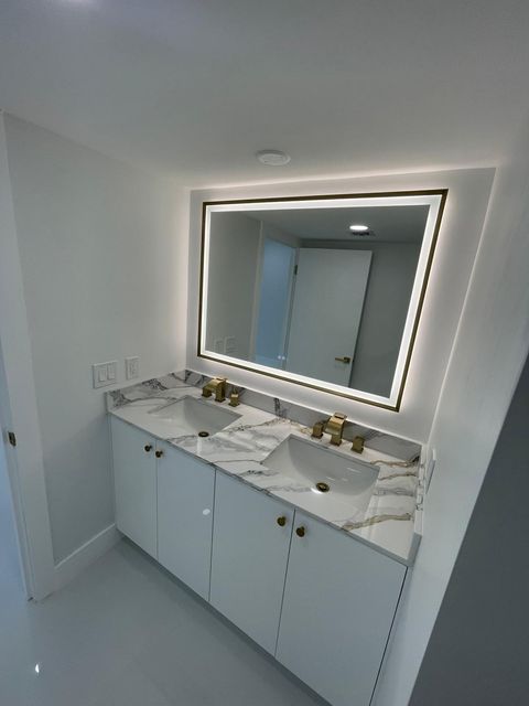 Tiny photo for 800 SE 20th Avenue #105, Deerfield Beach, FL 33441 (MLS # B26024476)
