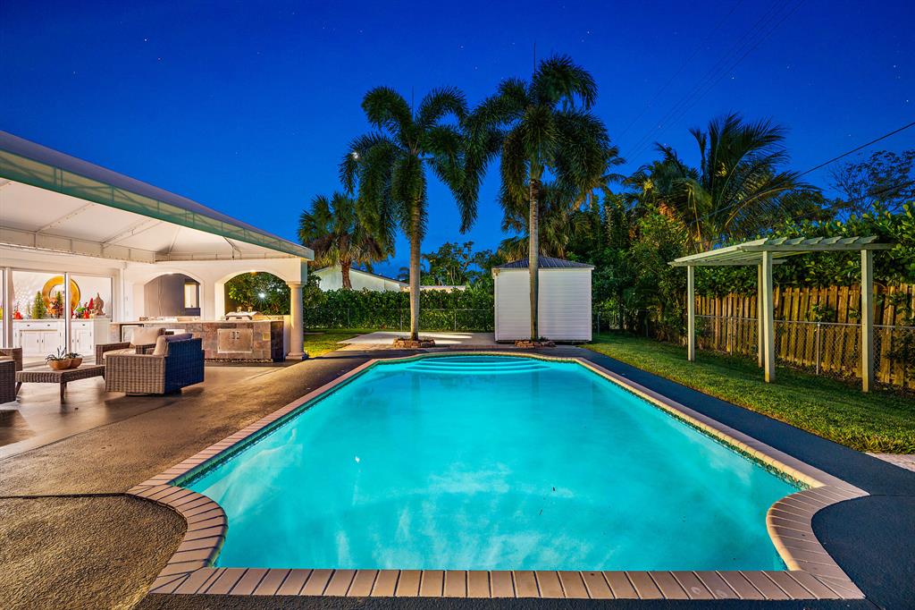 TEQUESTA IN PB 25 PGS 7 TO 15 INC - Residential