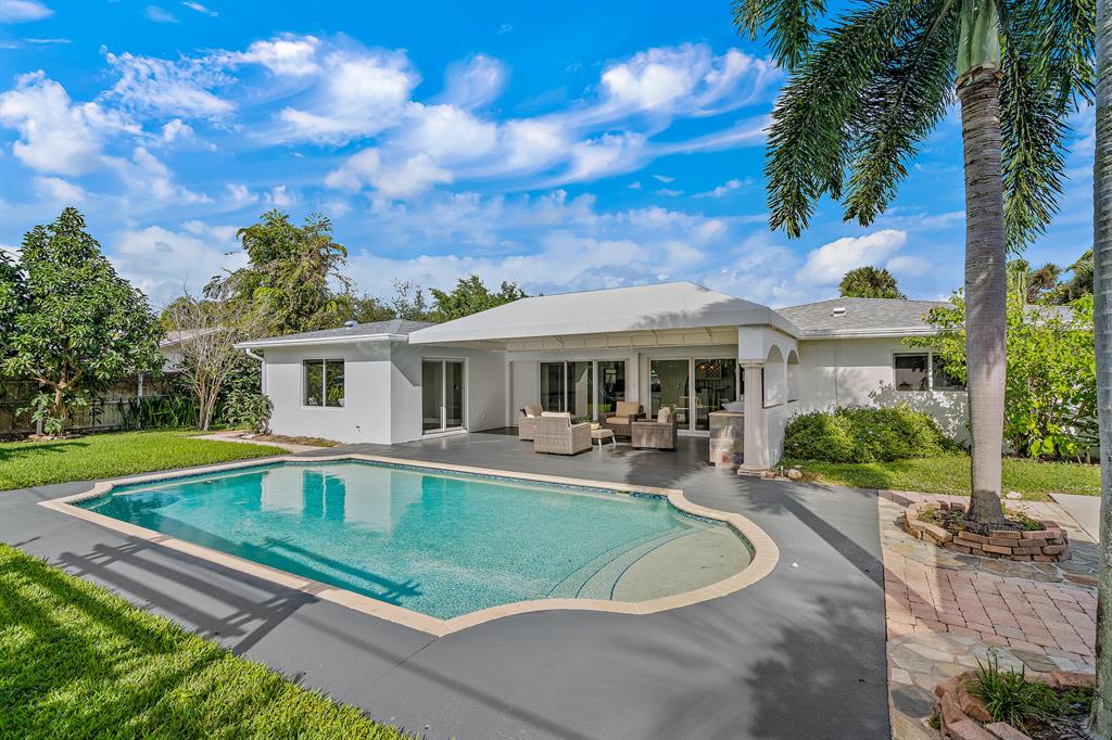 TEQUESTA IN PB 25 PGS 7 TO 15 INC - Residential