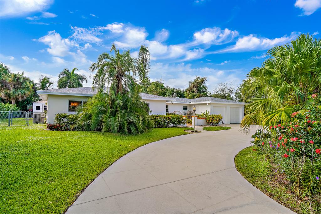 TEQUESTA IN PB 25 PGS 7 TO 15 INC - Residential