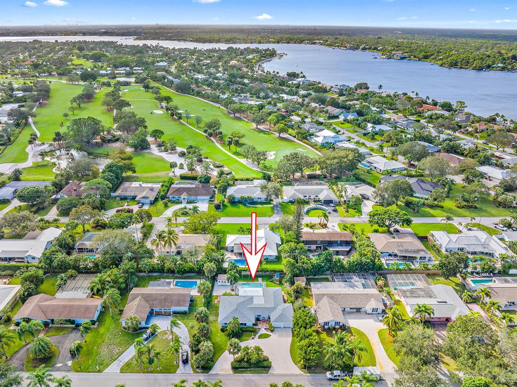 TEQUESTA IN PB 25 PGS 7 TO 15 INC - Residential