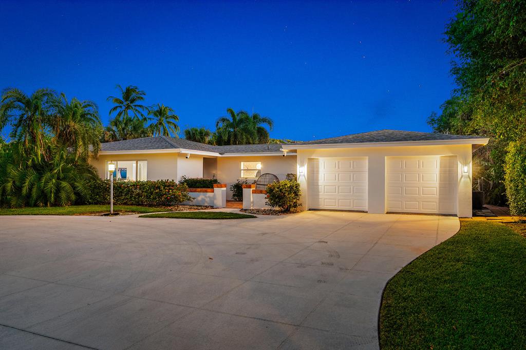 TEQUESTA IN PB 25 PGS 7 TO 15 INC - Residential