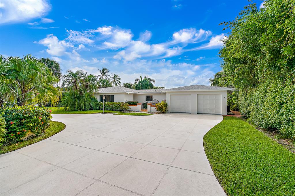 TEQUESTA IN PB 25 PGS 7 TO 15 INC - Residential