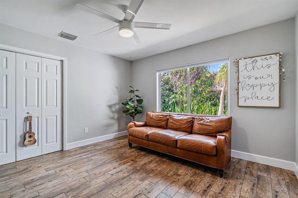 TEQUESTA IN PB 25 PGS 7 TO 15 INC - Residential