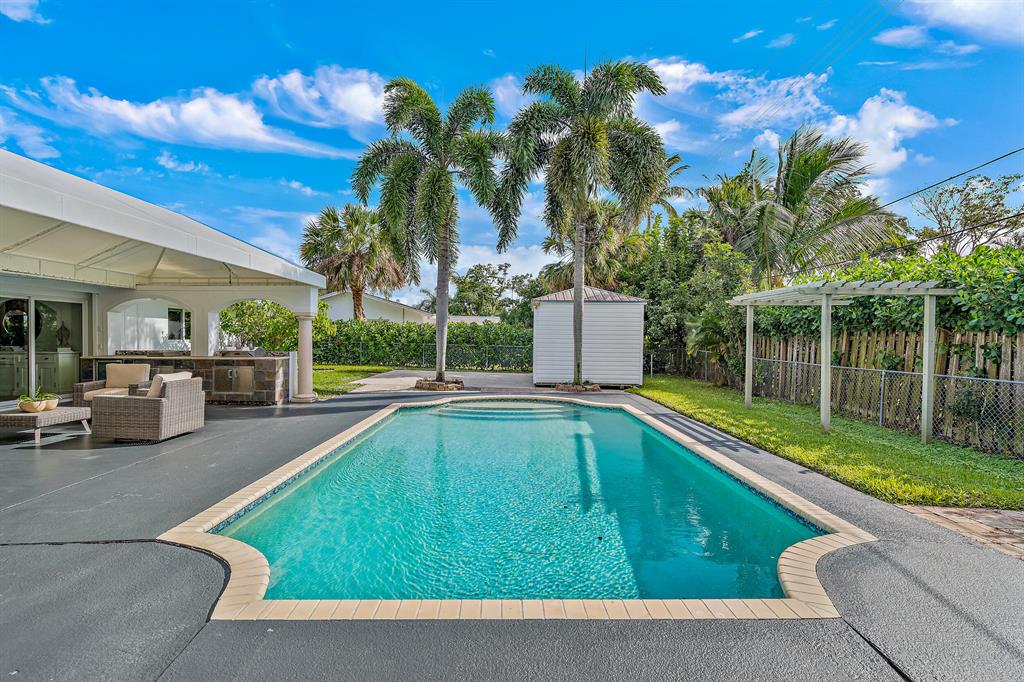 TEQUESTA IN PB 25 PGS 7 TO 15 INC - Residential