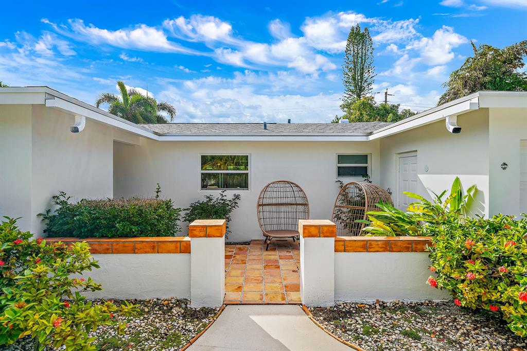 TEQUESTA IN PB 25 PGS 7 TO 15 INC - Residential