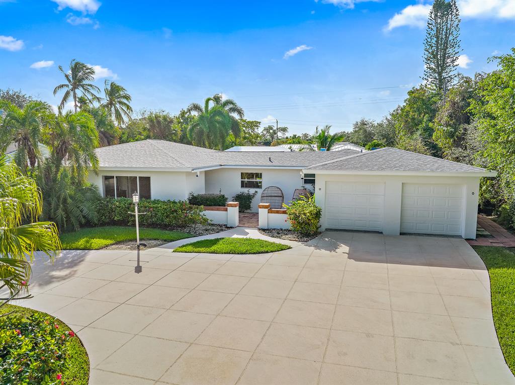 TEQUESTA IN PB 25 PGS 7 TO 15 INC - Residential