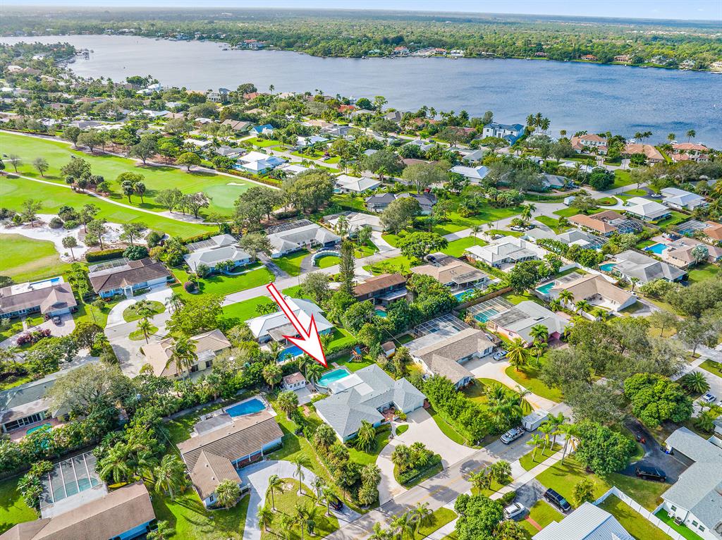 TEQUESTA IN PB 25 PGS 7 TO 15 INC - Residential