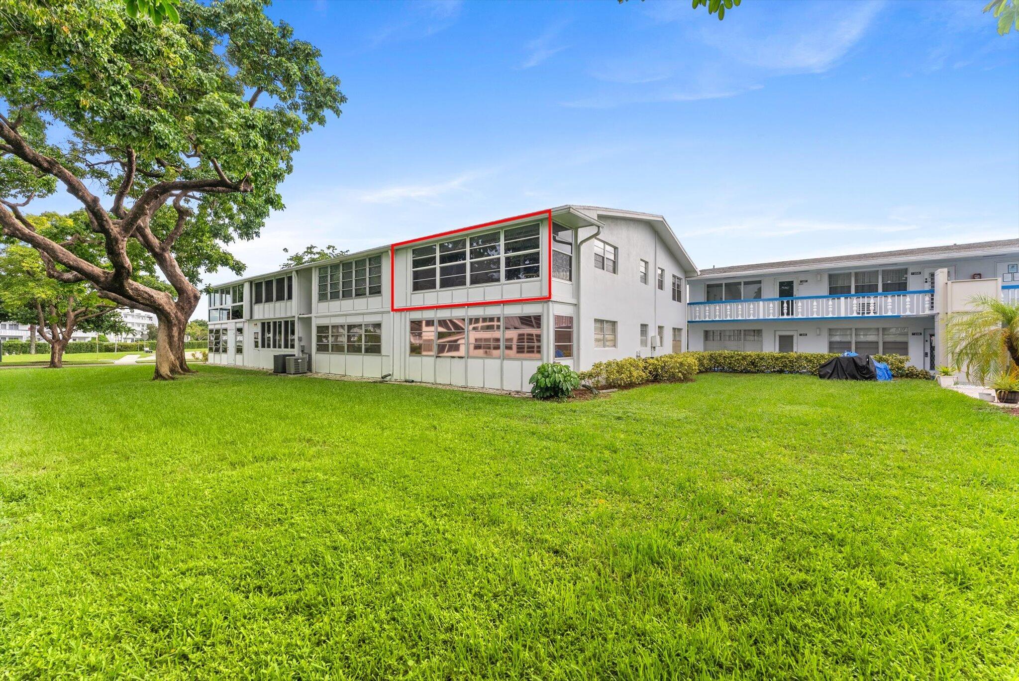 256 MARKHAM L
