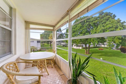 Tiny photo for 256 MARKHAM L, Deerfield Beach, FL 33442 (MLS # B26085300)