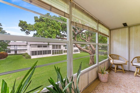 Tiny photo for 256 MARKHAM L, Deerfield Beach, FL 33442 (MLS # B26085300)