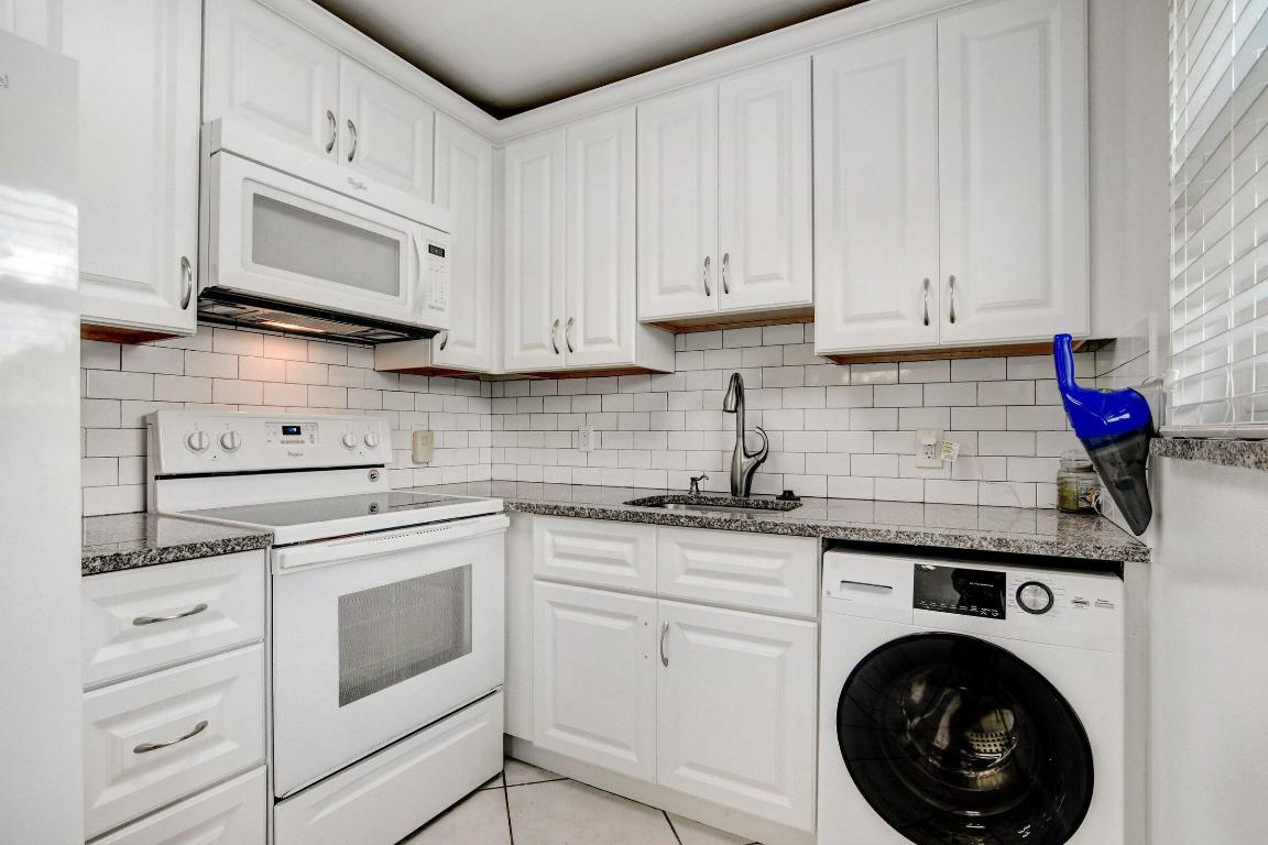 HASTINGS CONDOS - Residential Lease