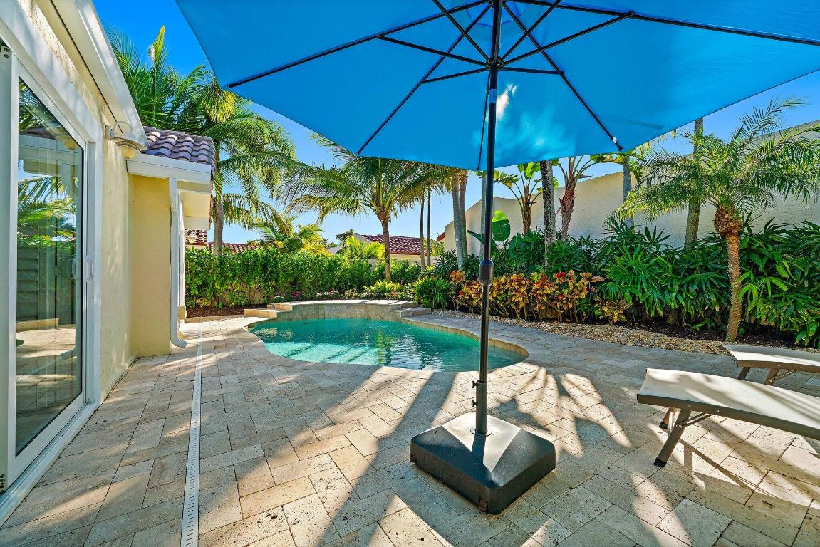 OCEAN WALK PLACE - Residential