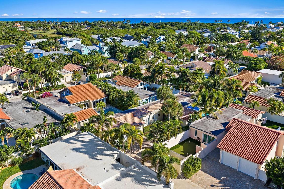 OCEAN WALK PLACE - Residential