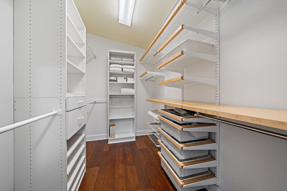 OCEAN WALK PLACE - Residential