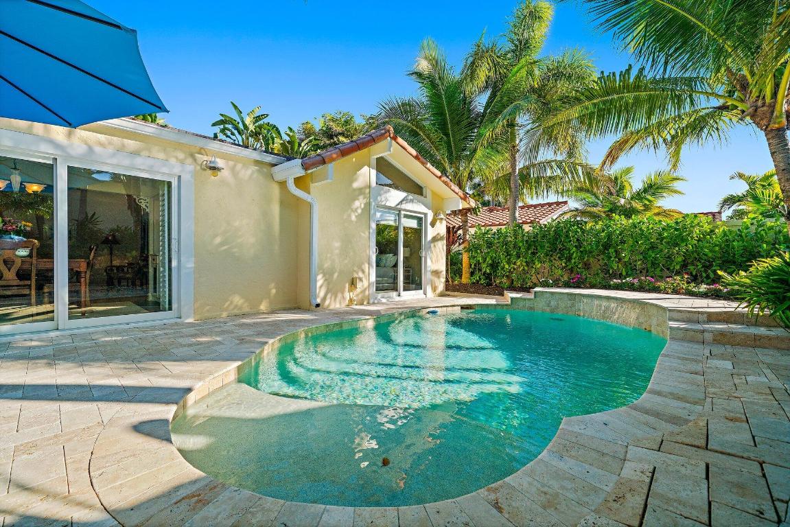 OCEAN WALK PLACE - Residential