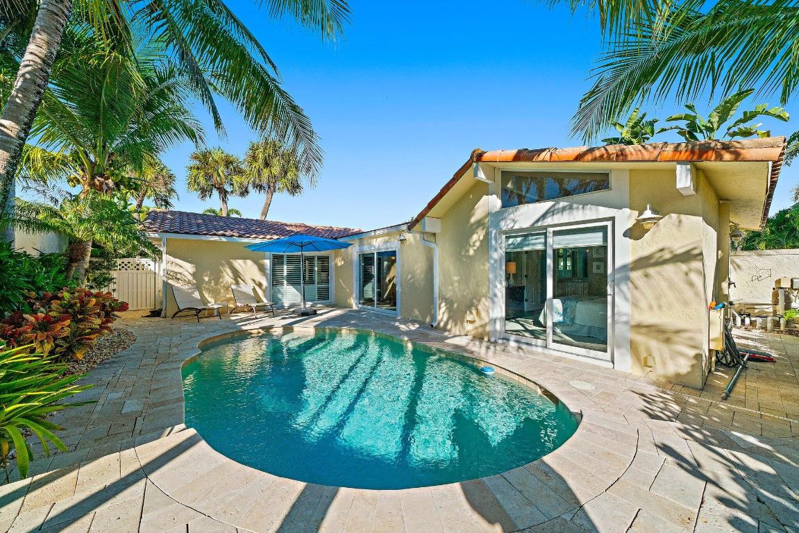 OCEAN WALK PLACE - Residential