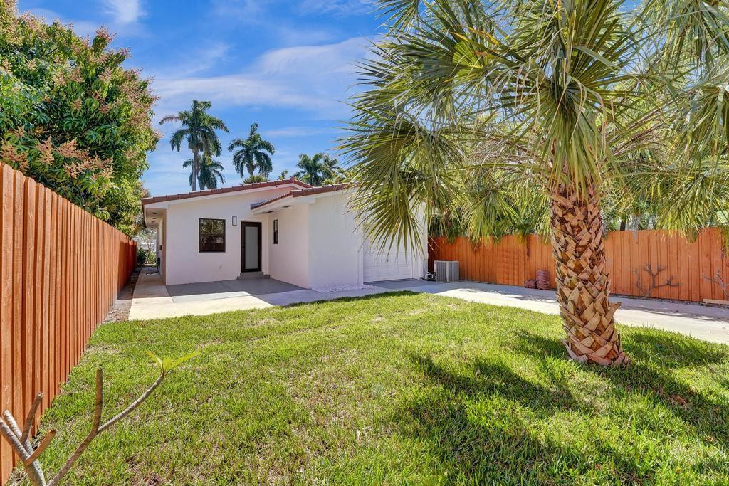 HOLLYWOOD - Residential