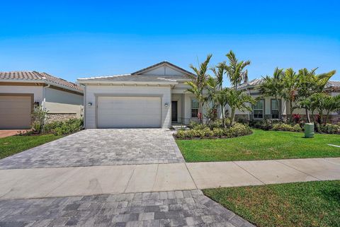 Single Family Residence in Palm Beach Gardens FL 10381 Northbrook Circle Cir.jpg