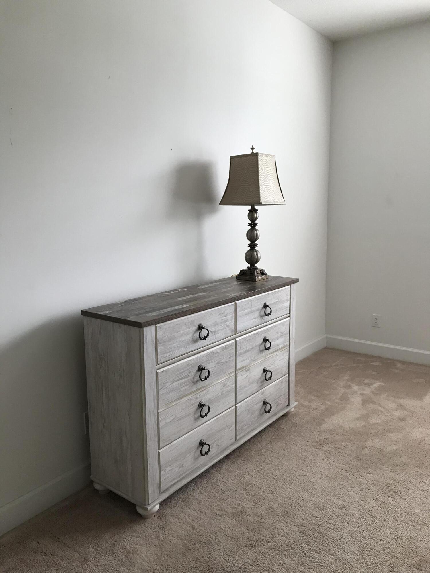 POINTE 100 CONDO - Residential Lease