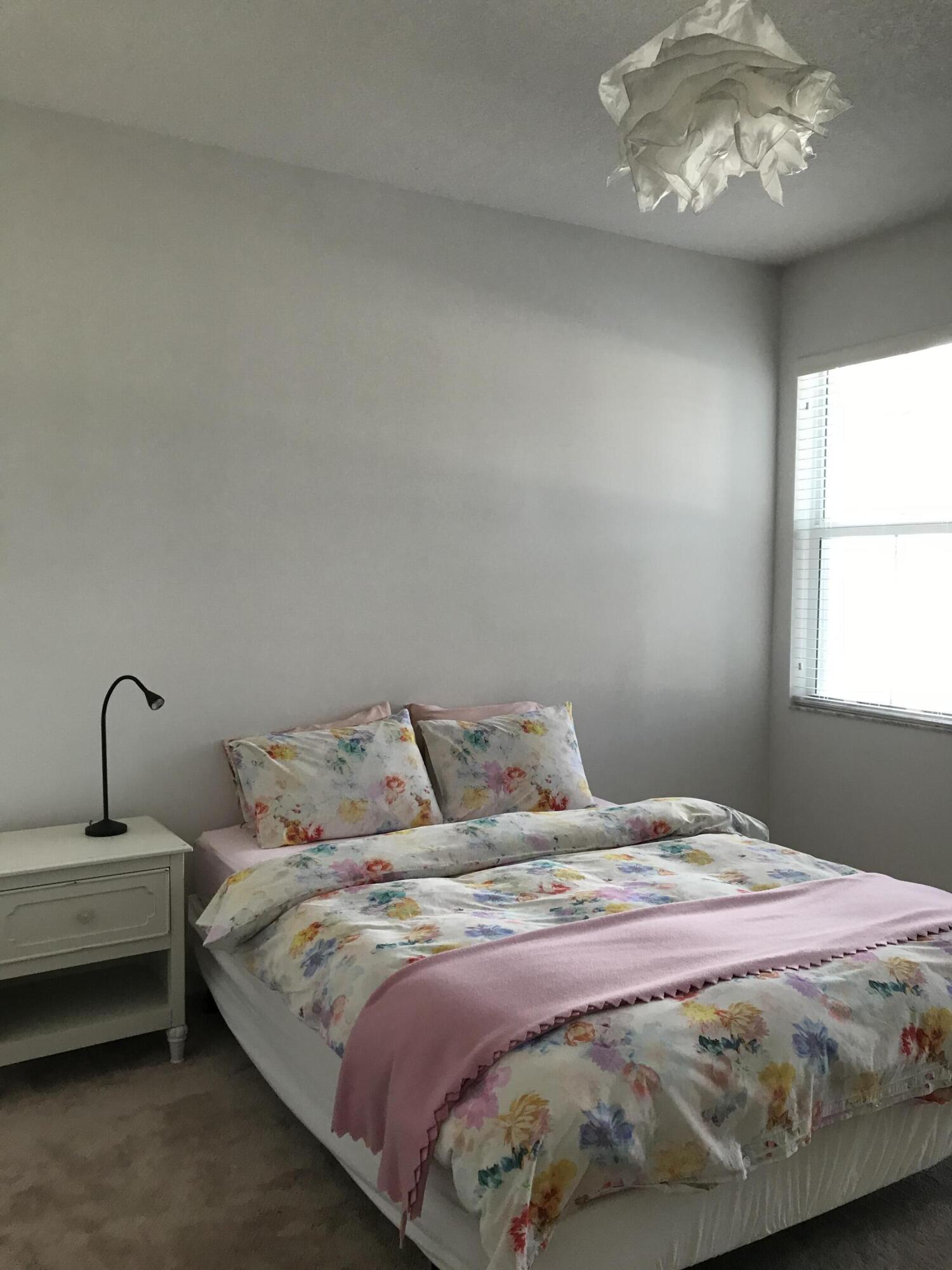 POINTE 100 CONDO - Residential Lease