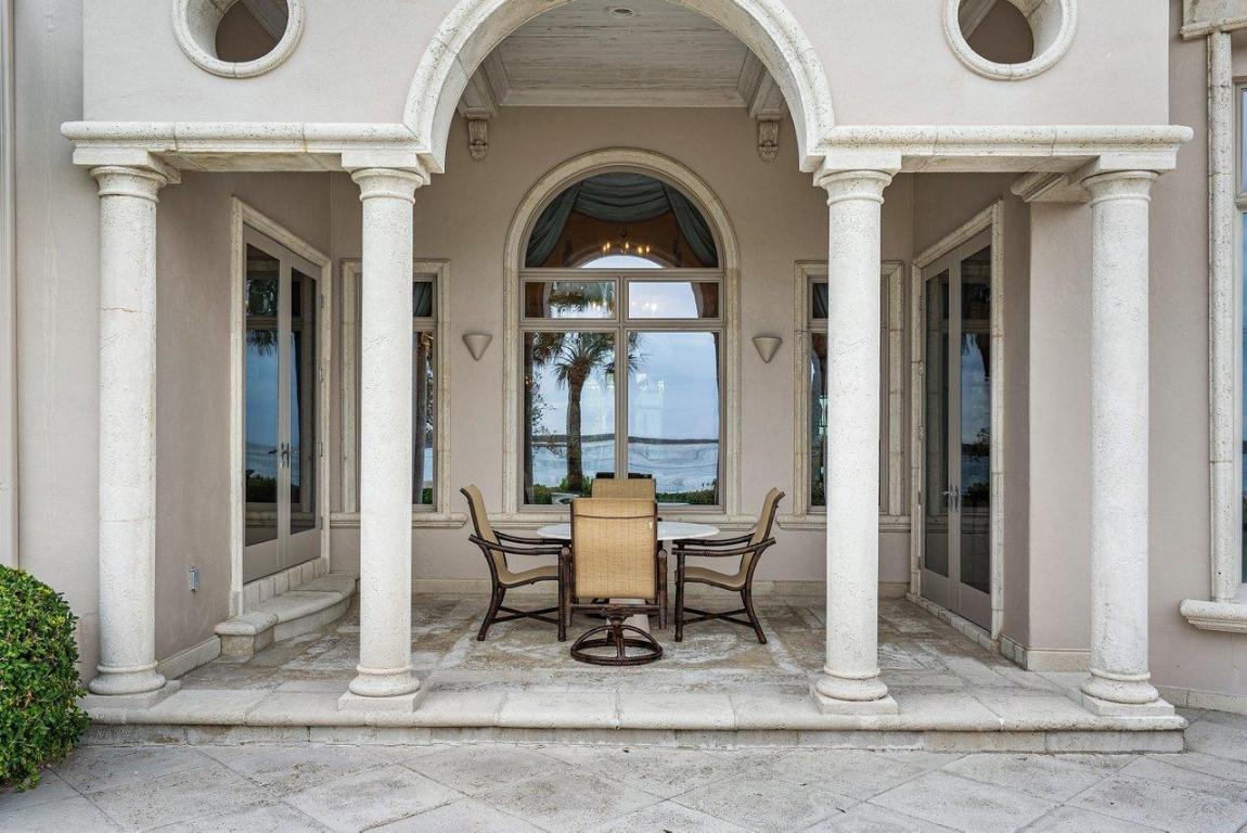 SAILFISH POINT - Residential