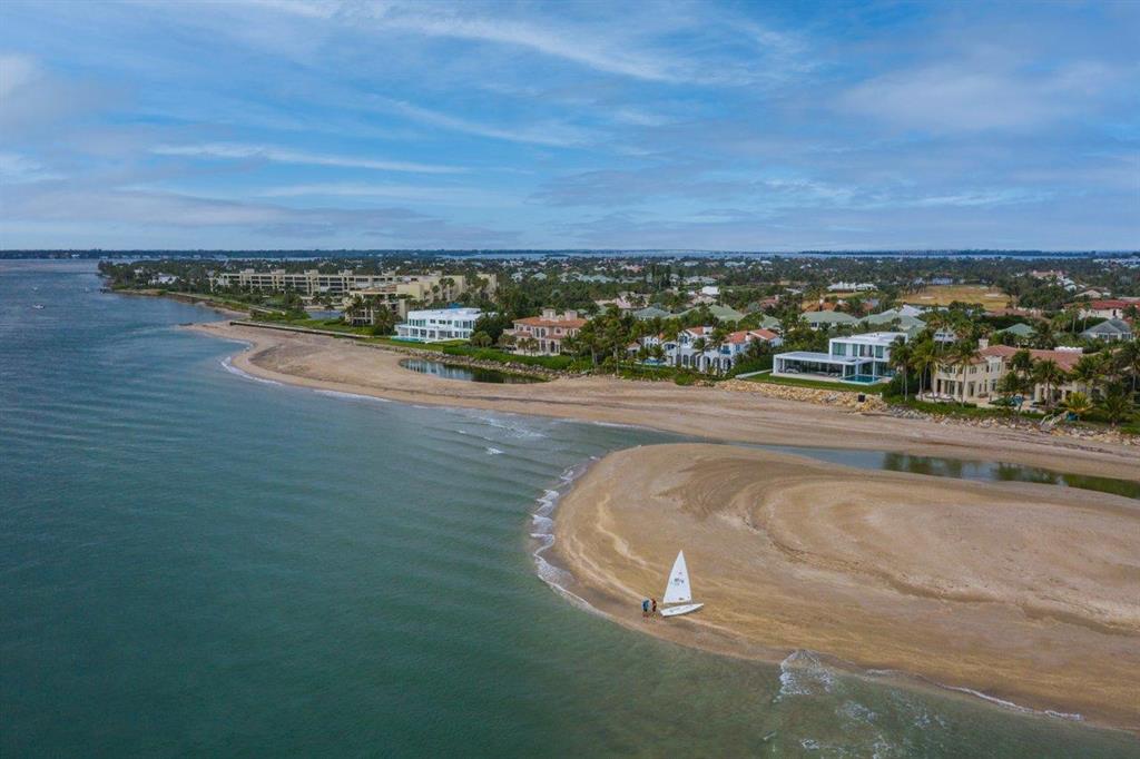 SAILFISH POINT - Residential