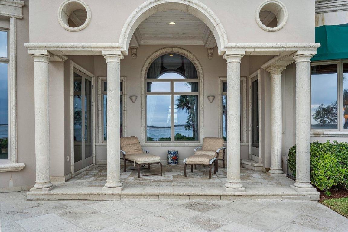 SAILFISH POINT - Residential