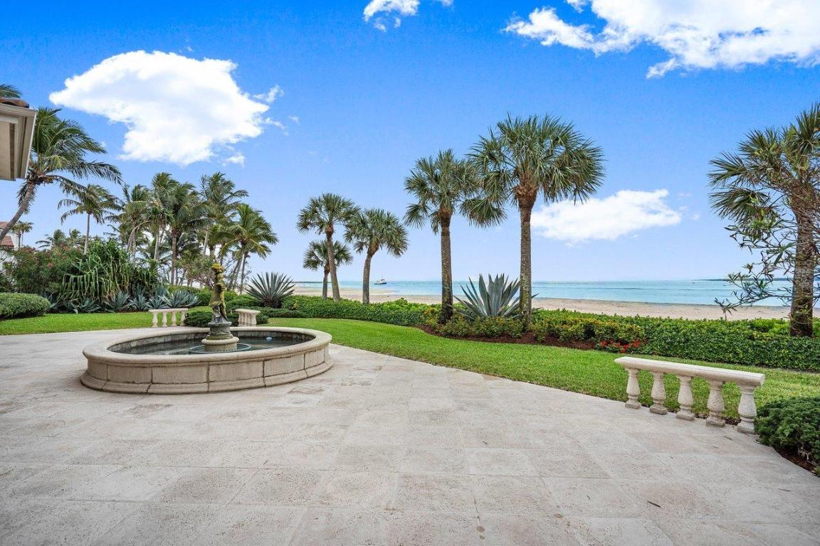 SAILFISH POINT - Residential