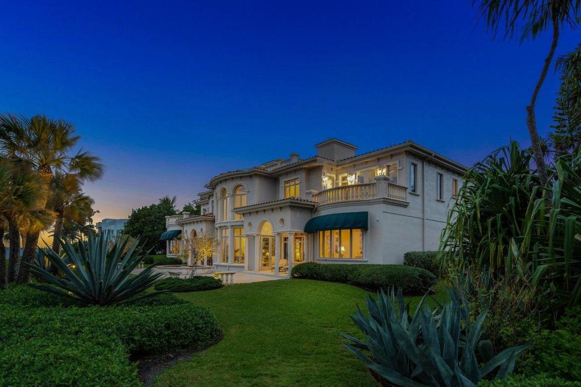 SAILFISH POINT - Residential