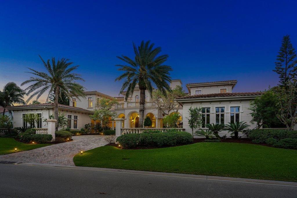 SAILFISH POINT - Residential