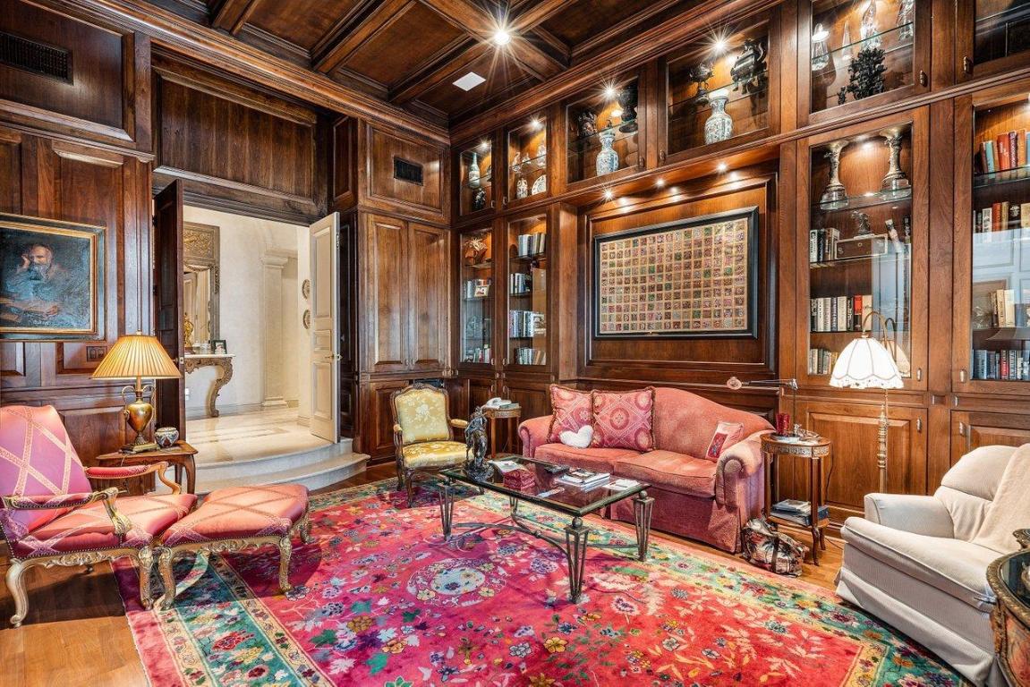 SAILFISH POINT - Residential