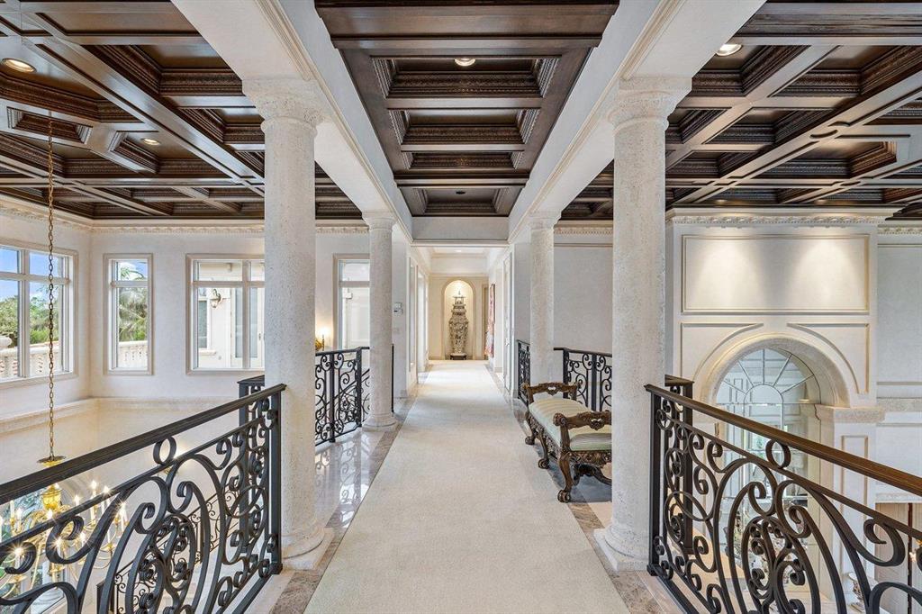 SAILFISH POINT - Residential