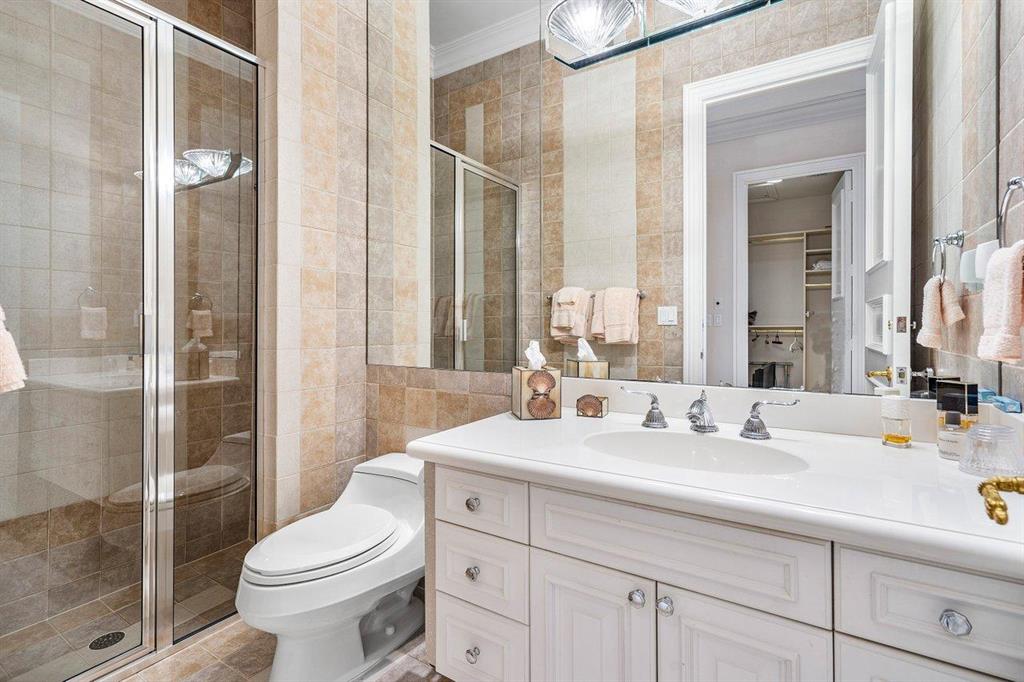 SAILFISH POINT - Residential