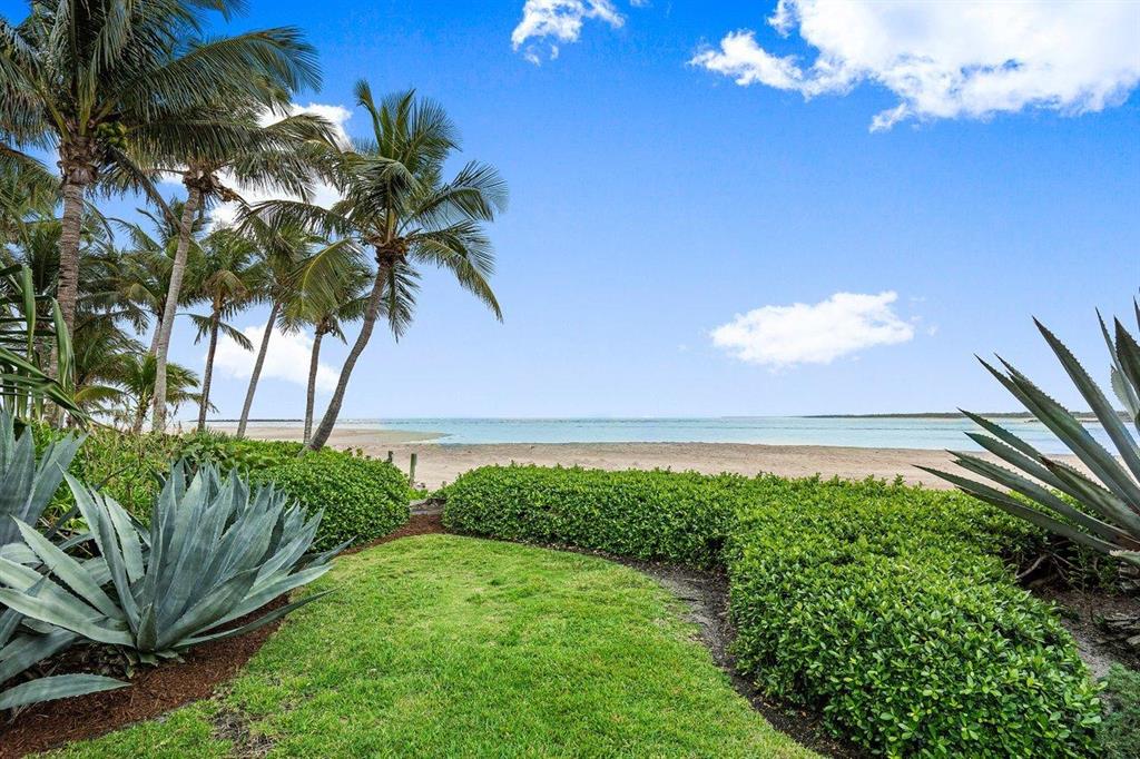 SAILFISH POINT - Residential