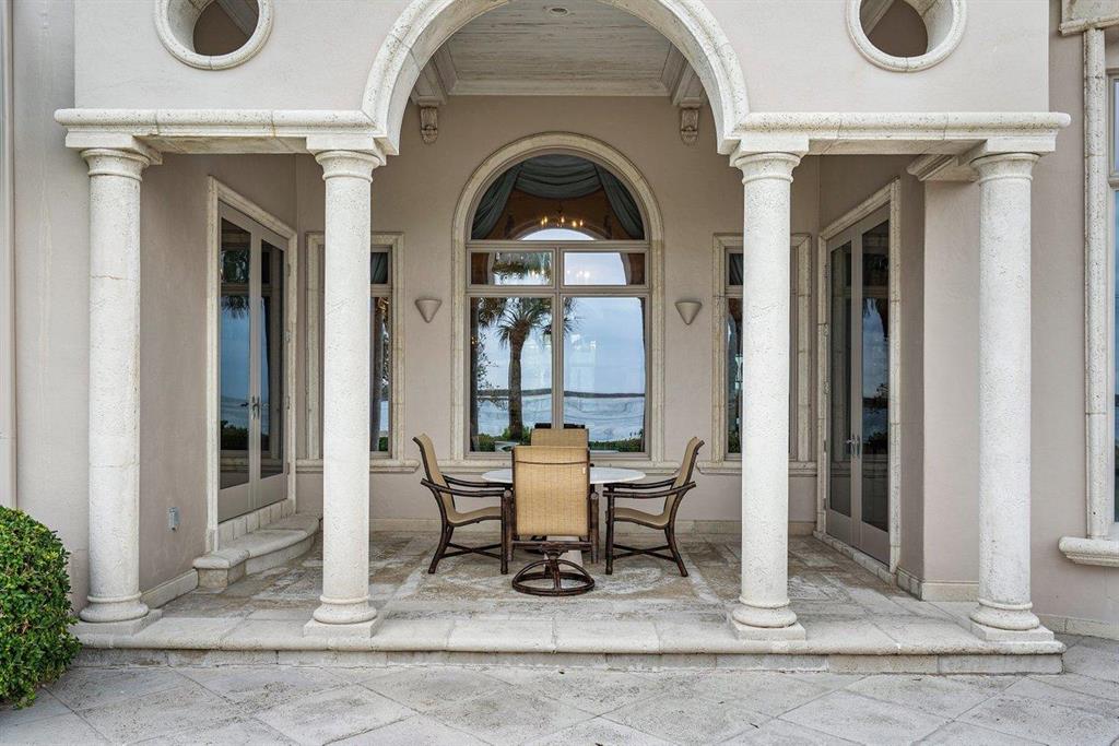 SAILFISH POINT - Residential