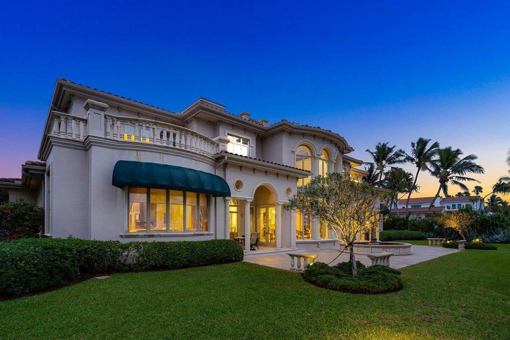 SAILFISH POINT - Residential