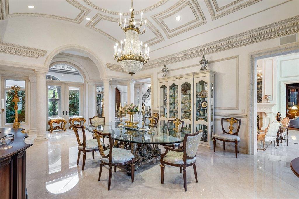 SAILFISH POINT - Residential