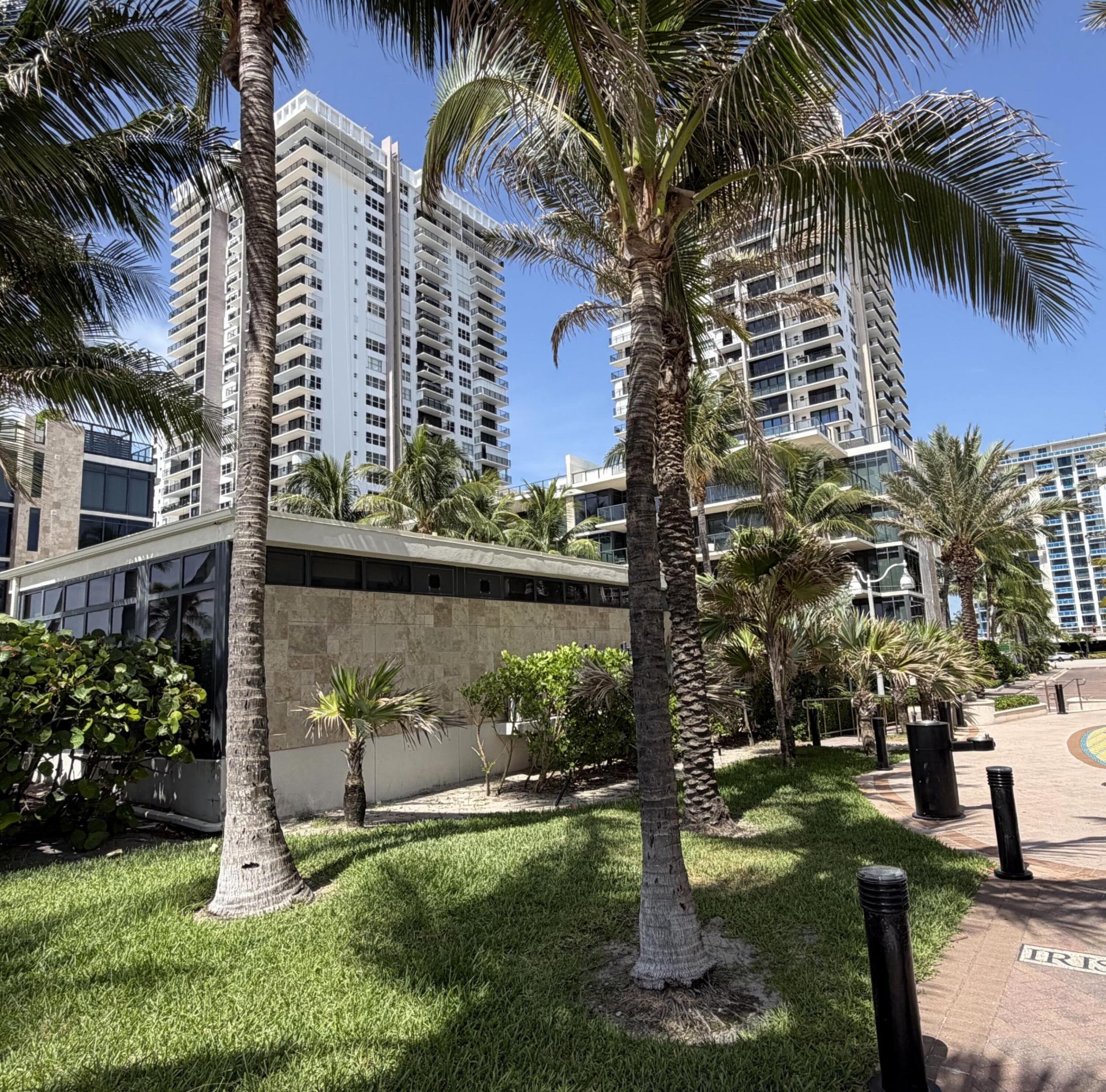 2101 S Ocean Drive 505