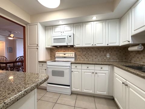 Tiny photo for 2101 S Ocean Drive #505, Hollywood, FL 33019 (MLS # B26052349)