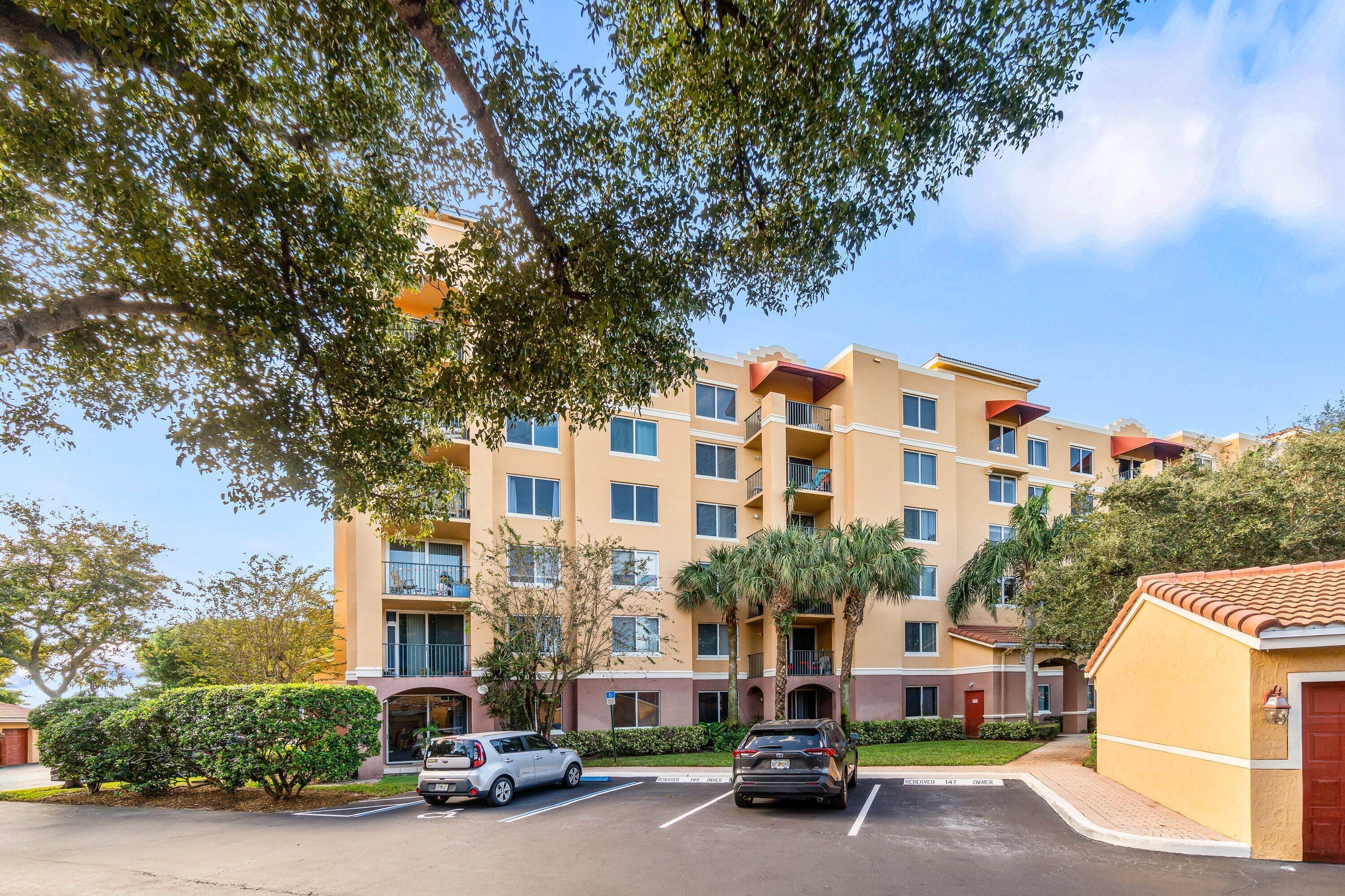 HYPOLUXOS MARINERS CAY CONDO - Residential Lease