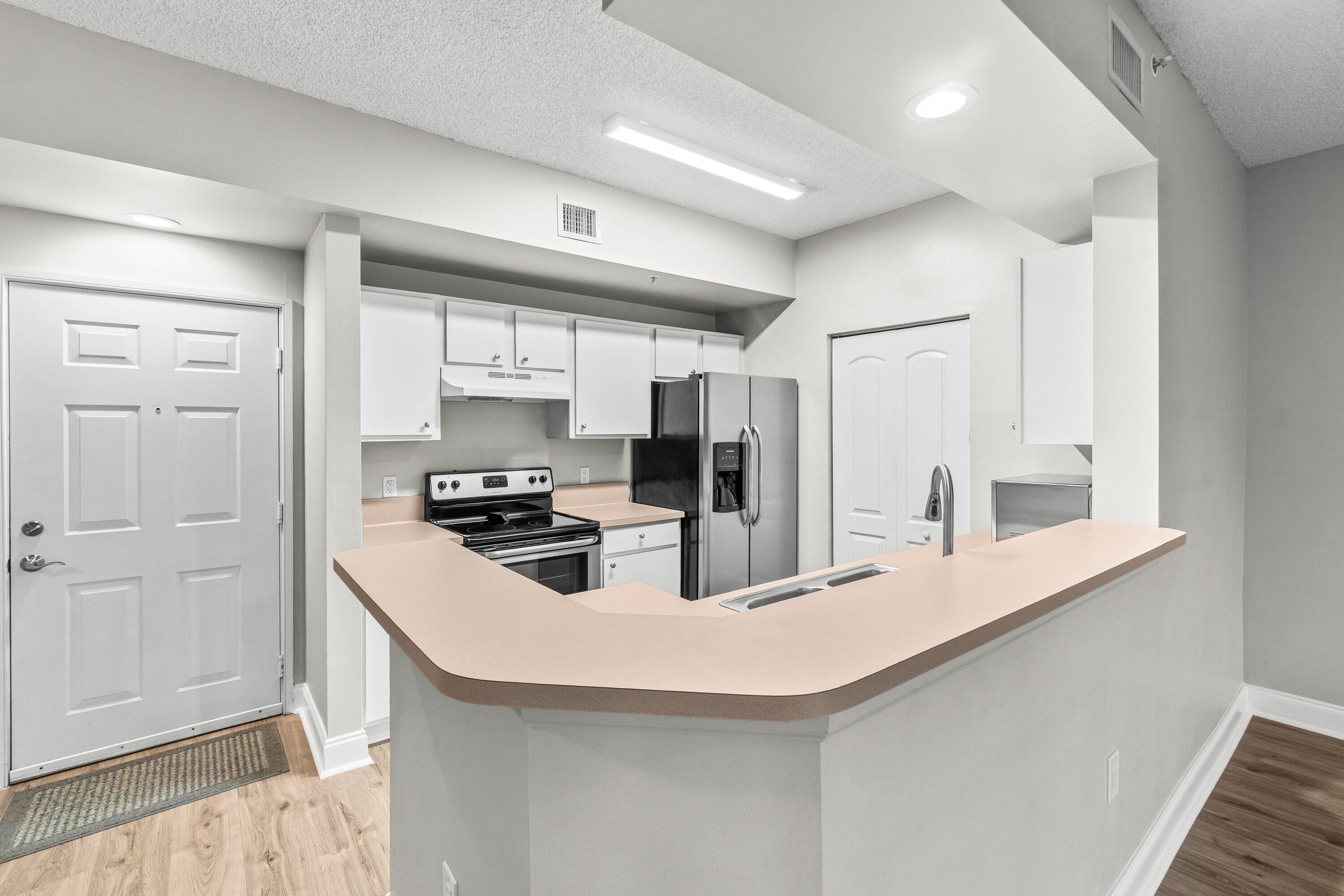 HYPOLUXOS MARINERS CAY CONDO - Residential Lease