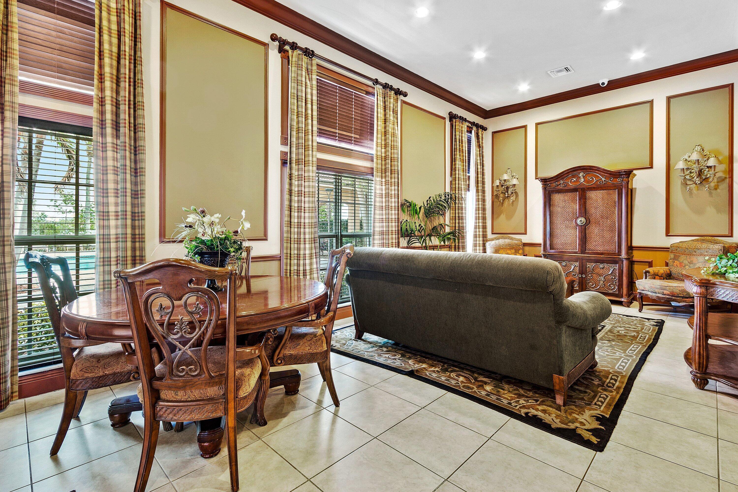 HYPOLUXOS MARINERS CAY CONDO - Residential Lease