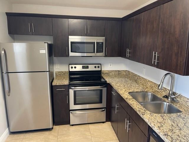 Updated and ready for occupancy. European style kitchen with granite counter tops and newer stainless-steel appliances, very large and spacious 2 Bedrooms, 2 Bathrooms centrally located in Plantation! This unit features tile floors throughout. Relaxing views from the balcony. Building was recently painted. The community features a clubhouse with a pool, tennis court, and basketball court. Laundry facility in the building. Village Square Condominium and Townhouse community is located in the heart of Plantation minutes away from popular shopping malls, schools, grocery and so much more!!!!