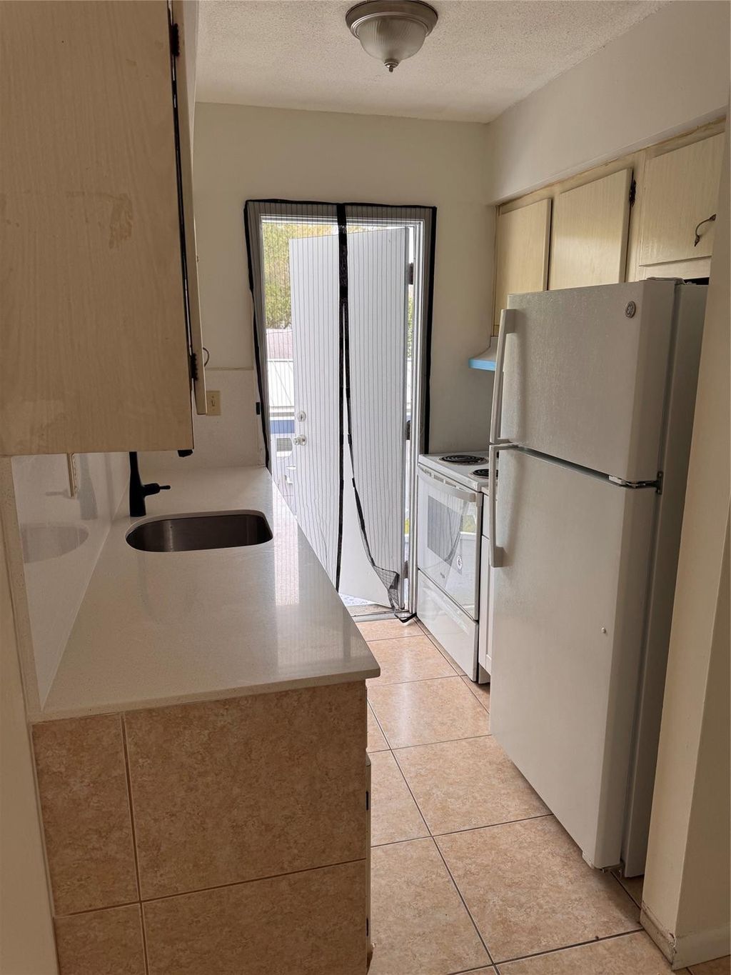 Photo of 1940 Madison Street #8, Hollywood, FL 33020 (MLS # F10548978)