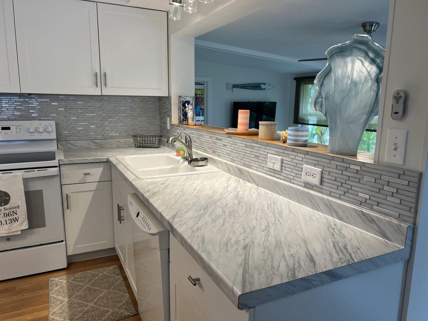 LAKESIDE VILLAGE MOBILE HOME PARK CO-OP - Residential