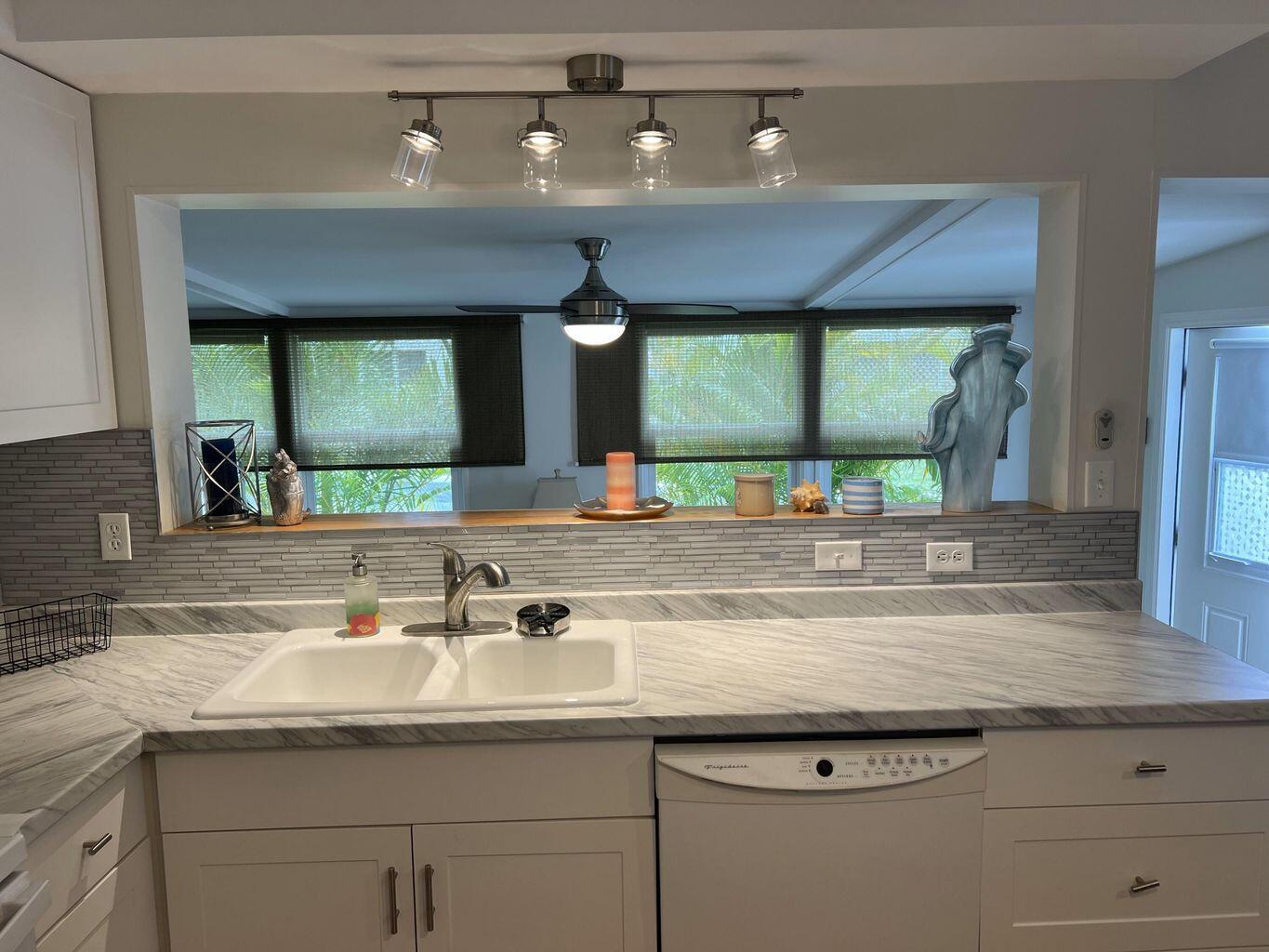 LAKESIDE VILLAGE MOBILE HOME PARK CO-OP - Residential