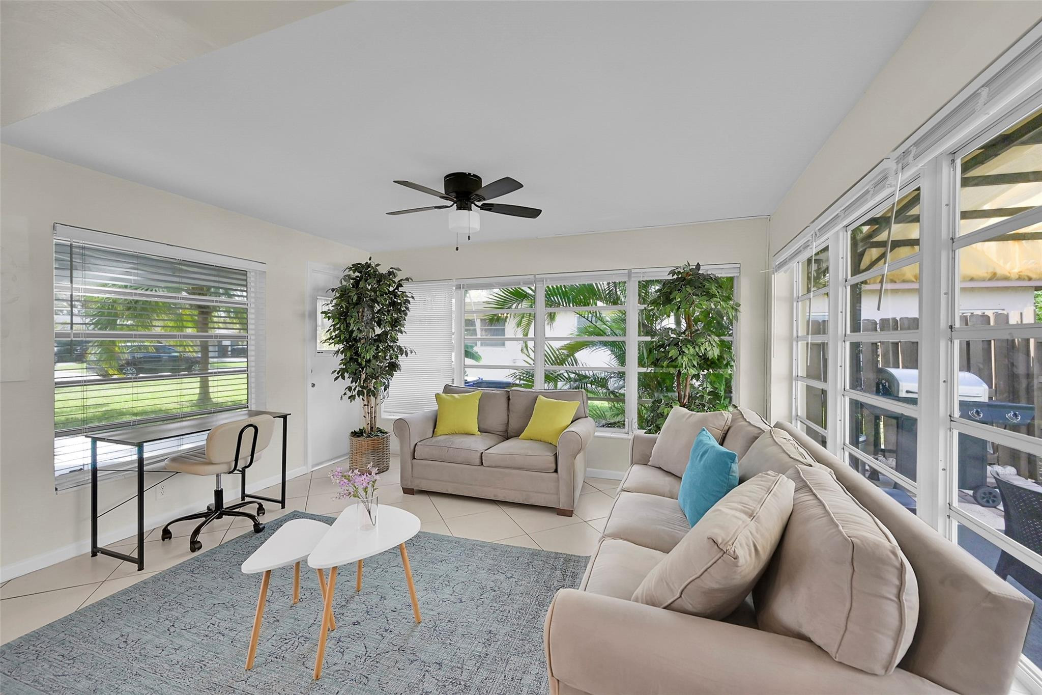 FLORESTA ESTATES - Residential